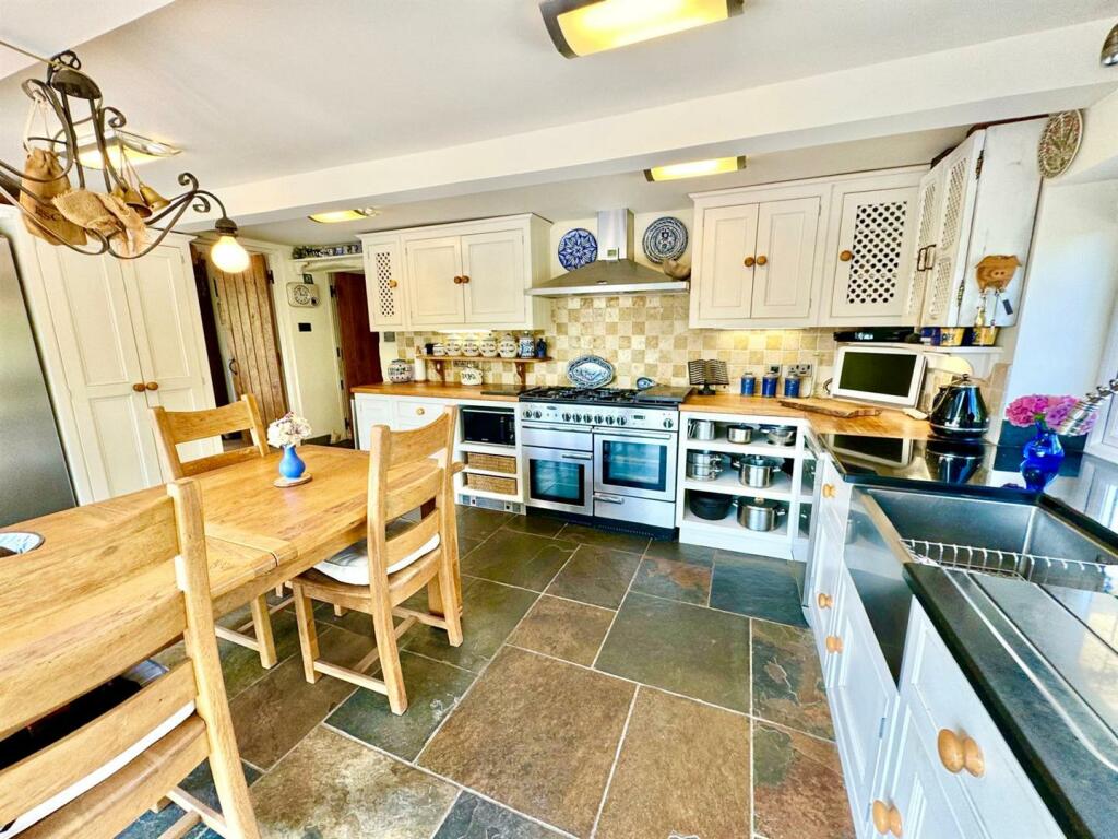 PHOTO-2024-08-20-17-40-17 (14).jpg