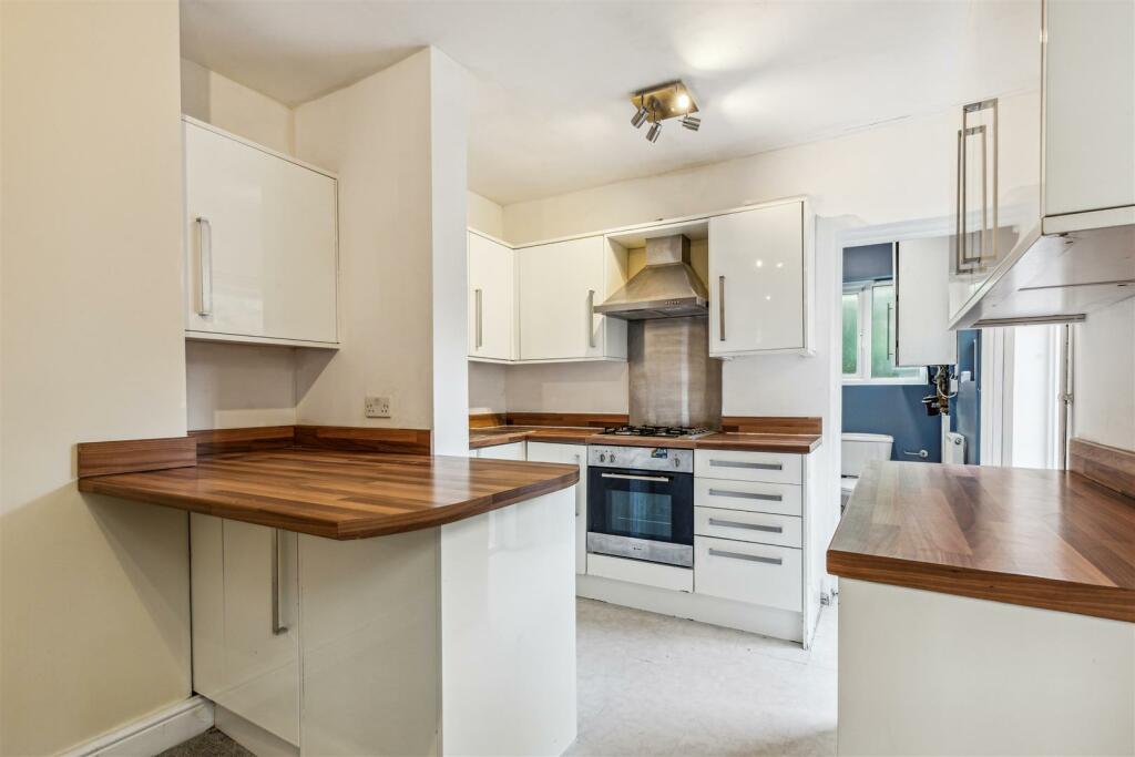 Cranbrook Road, W4 - TO LET