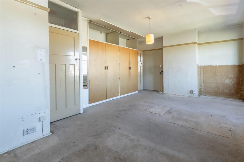 15 HeathDrive (19).jpg