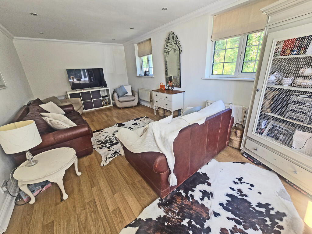 lounge 1