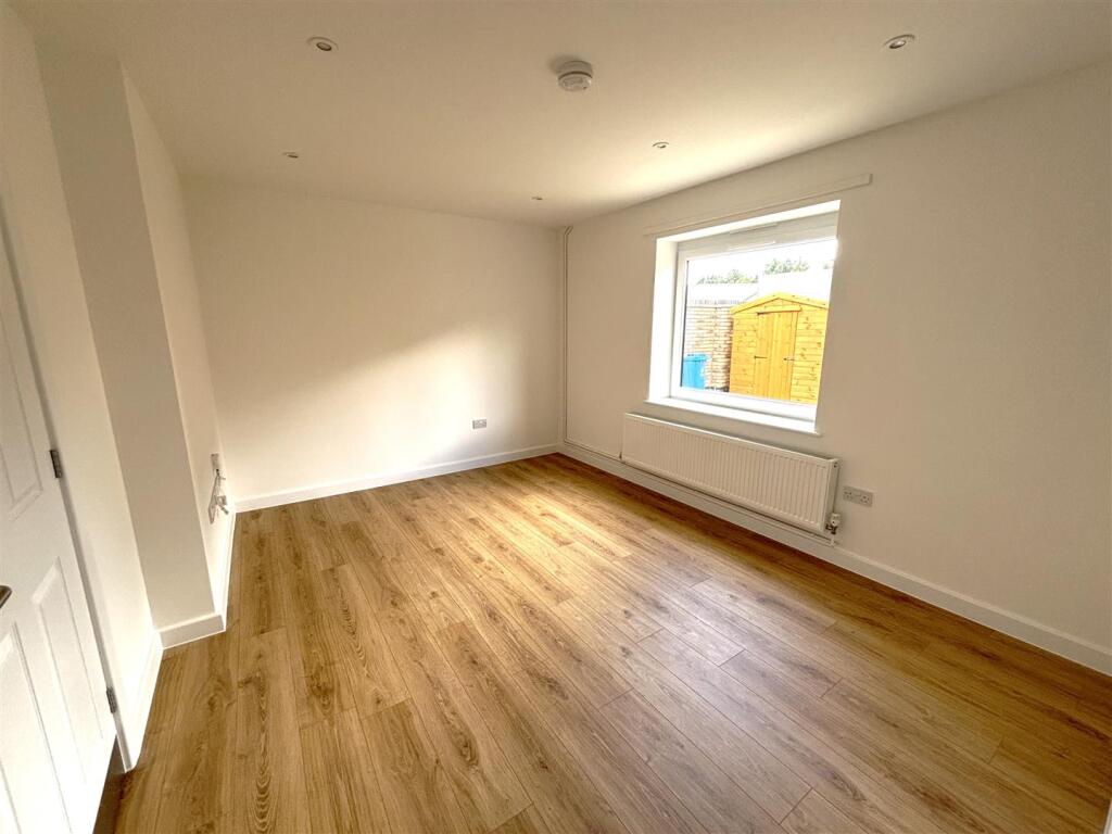 lounge.jpg