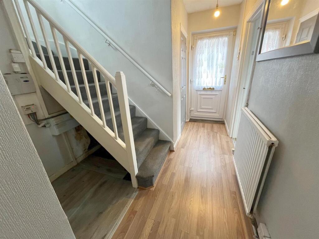 Hallway and stairs.jpg