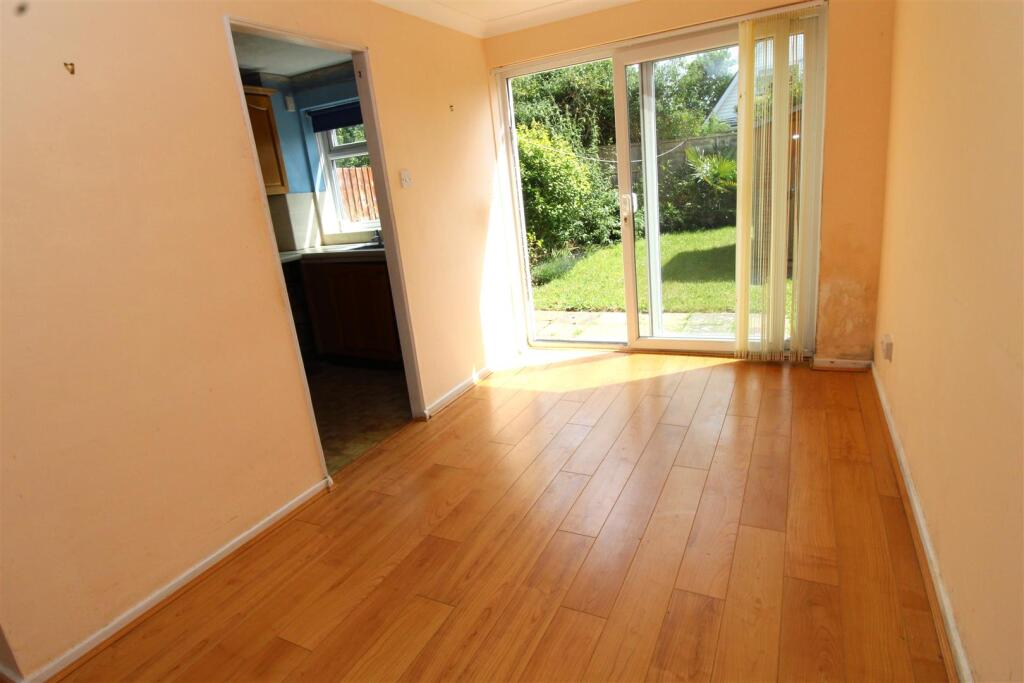 dining area.JPG
