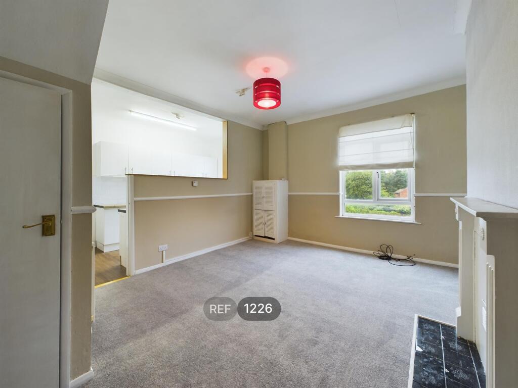 Kitchen &amp; Living area