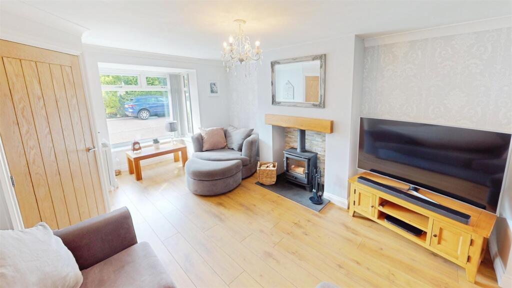 8a29fd8a-23-Highcliffe-Court-07212025_124644.jpg