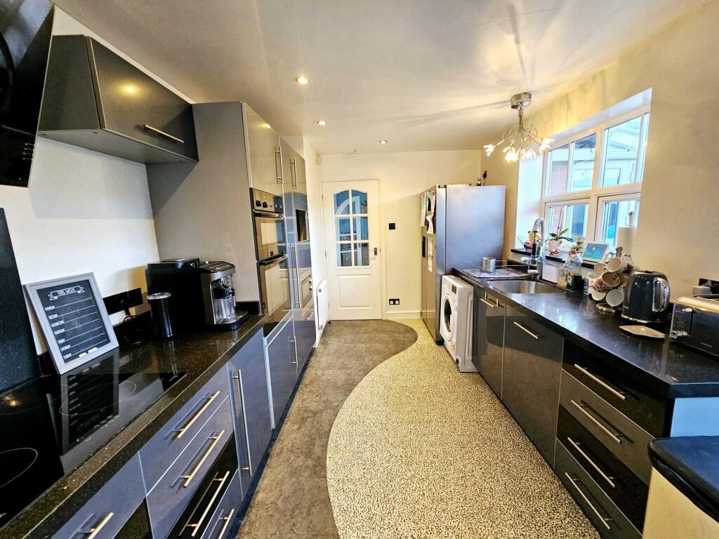 b9bfe5d4-e51a-4535-a18e-bae01fa02cee