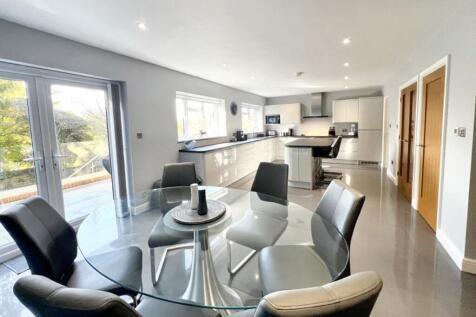 110246_ADR-S-ADR-S-24281_IMG_05_0000_max_476x317