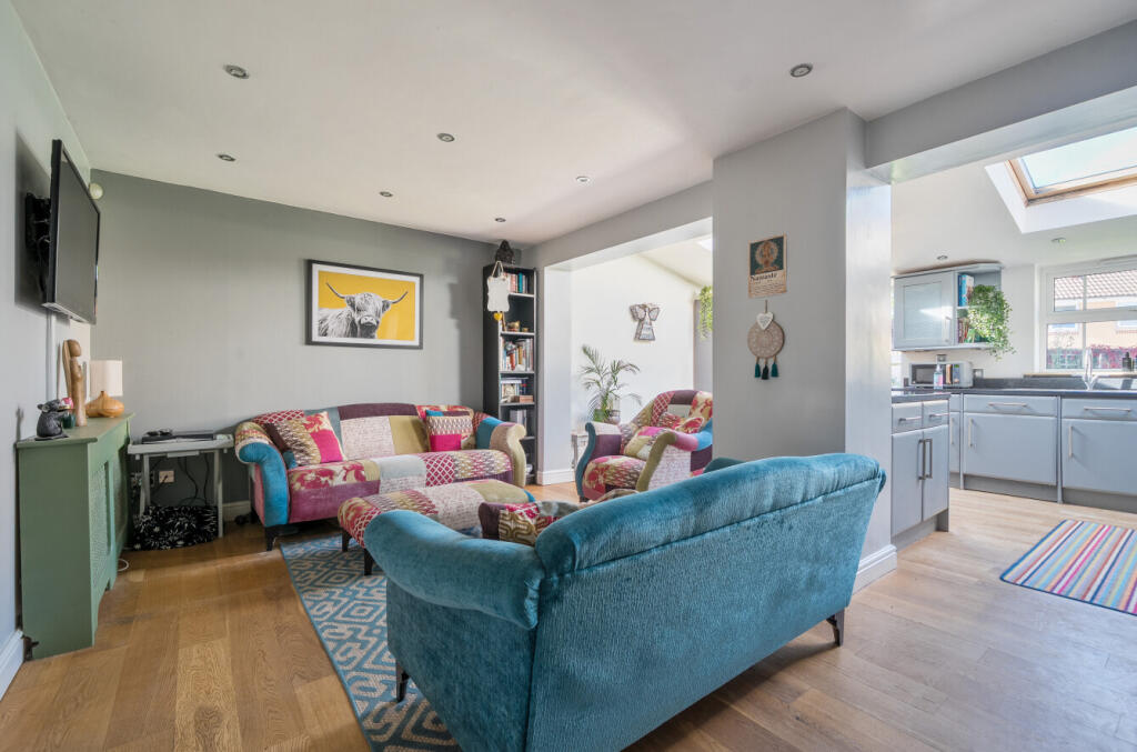 1362833-9-68e3a03...