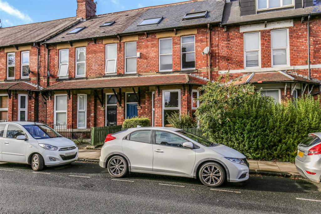 BM00374-S-15 Manor House Road.jpg