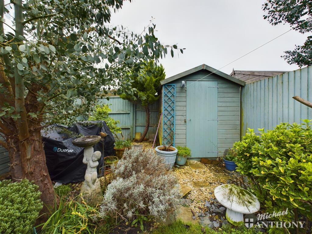 CAM03852G0-PR0178-STILL014