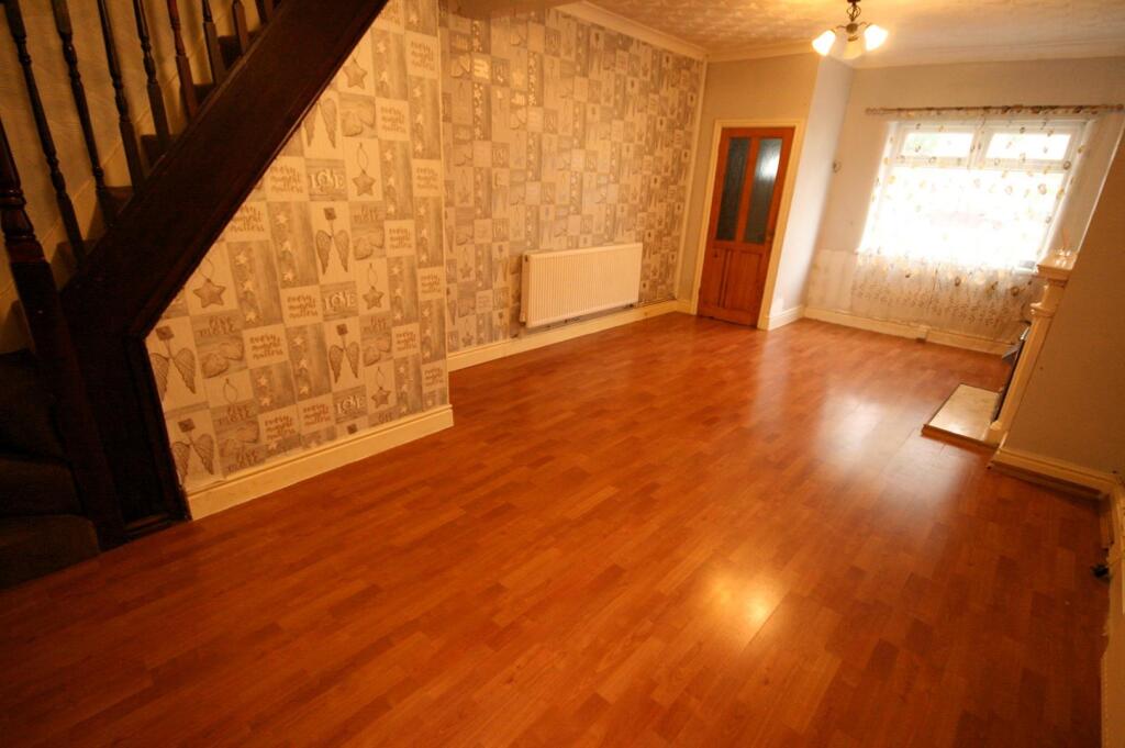 OPEN PLAN LOUNGE/DINER