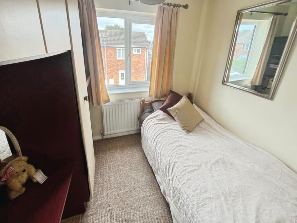 pbox-bedroom-333062.jpg