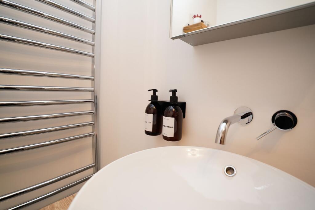 Lakeside Shower Room