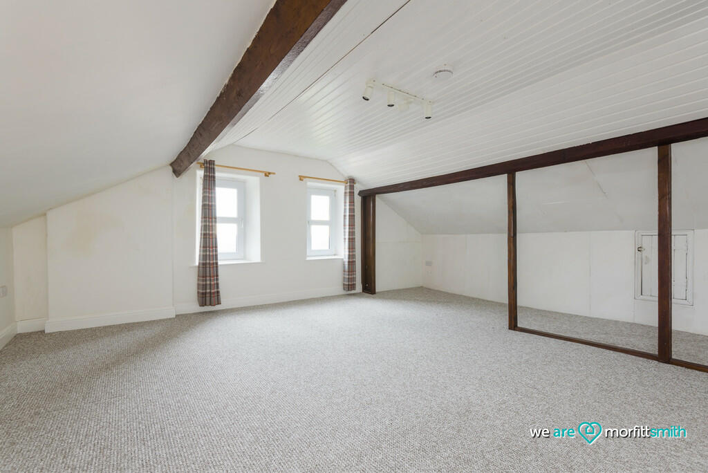 attic bedrrom