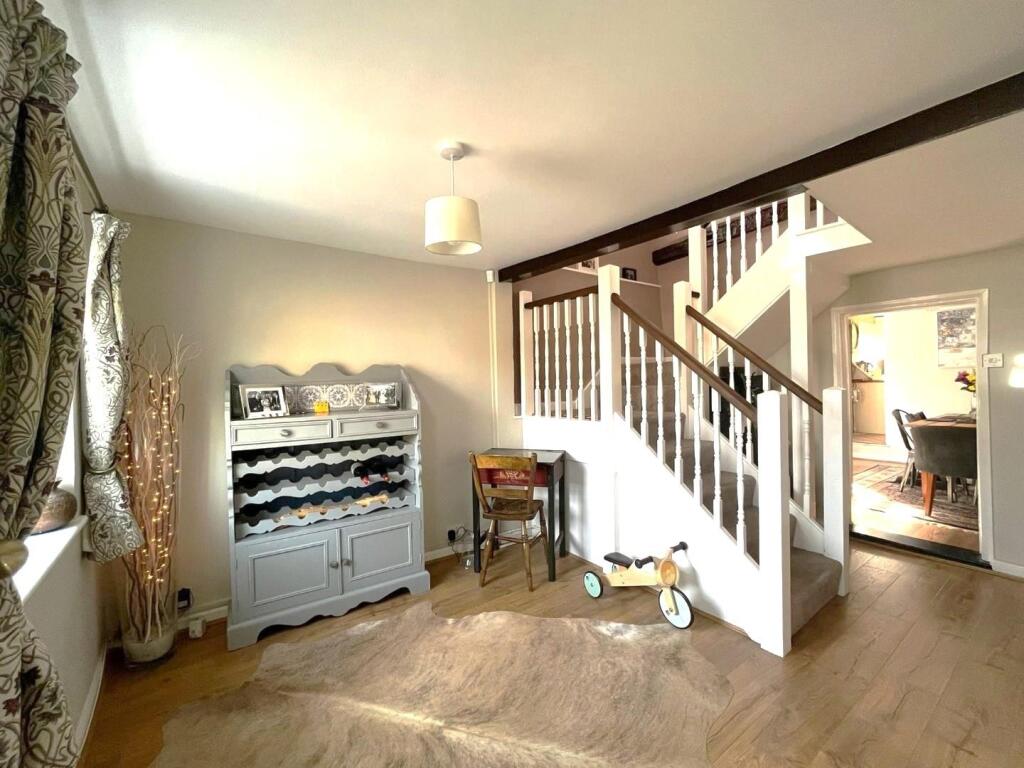 Entrance reception/Study
