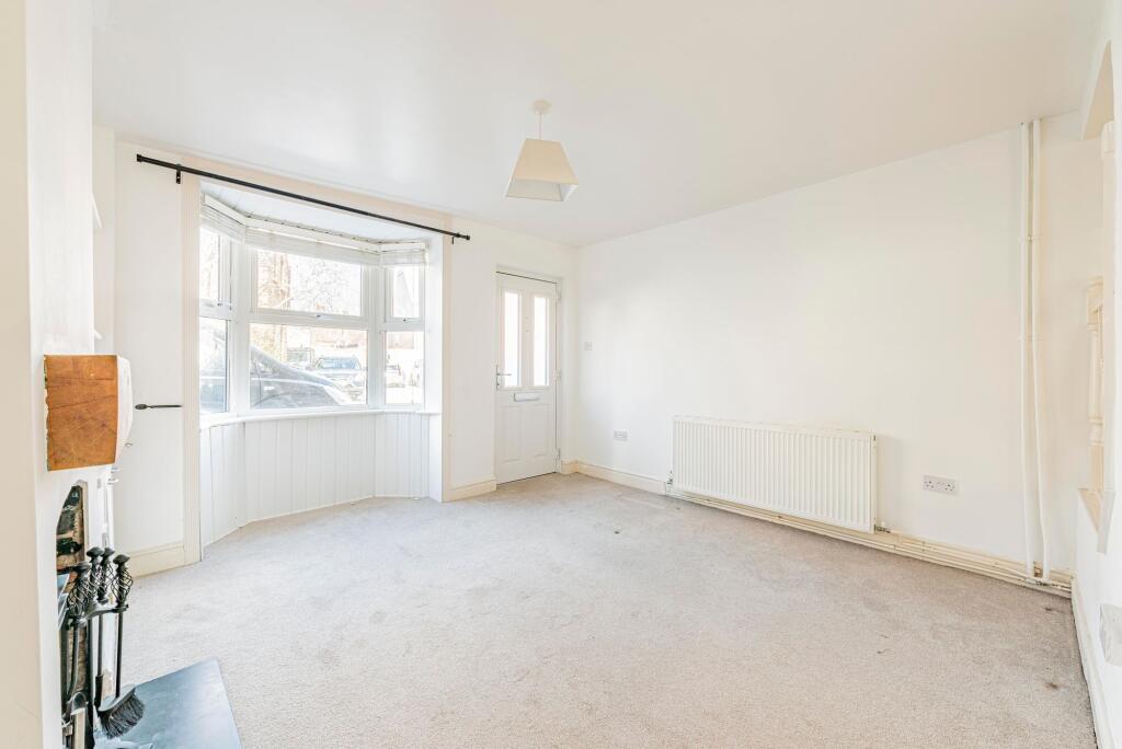 Living Room (4)