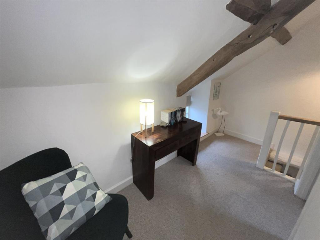 Galleried landing