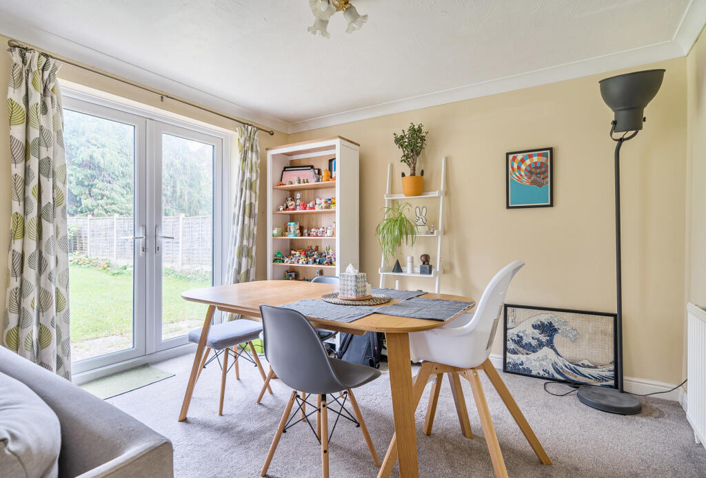 1373307-8-690e1ed...