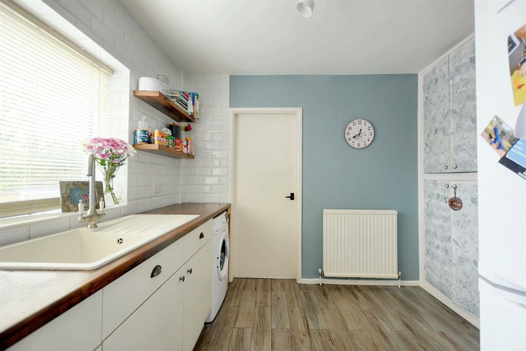 Kitchen_4.jpeg