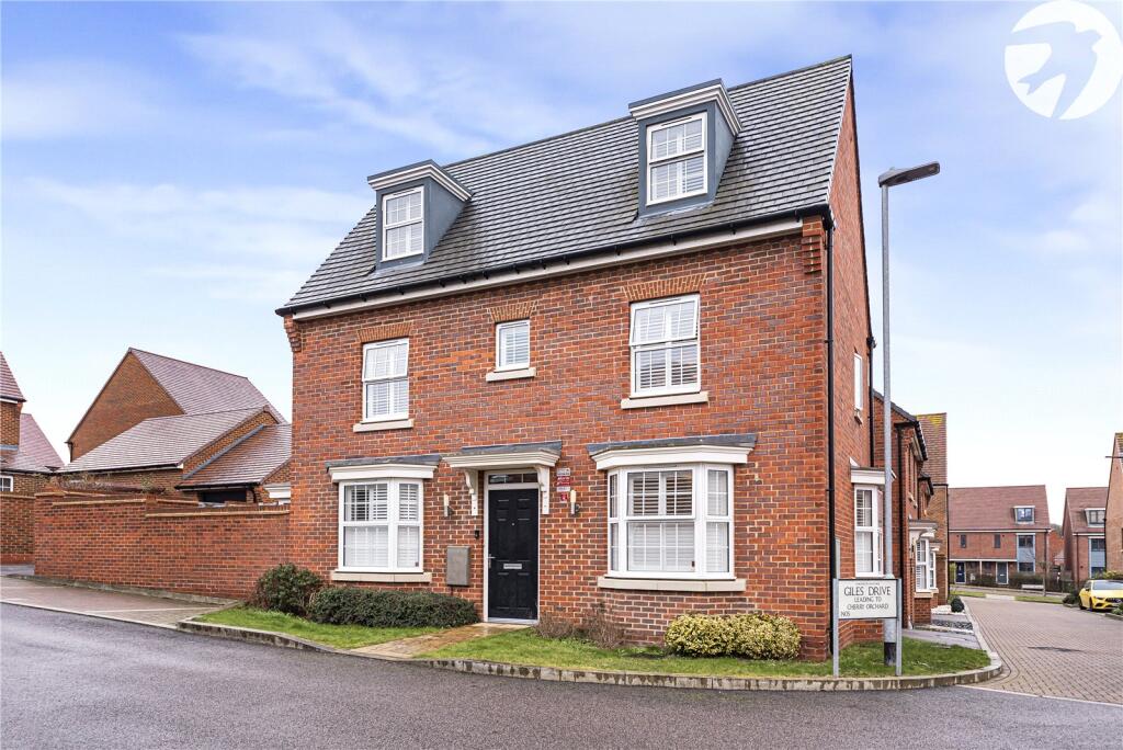 Giles Drive, Castle Hill, Ebbsfleet Valley, Swanscombe, DA10