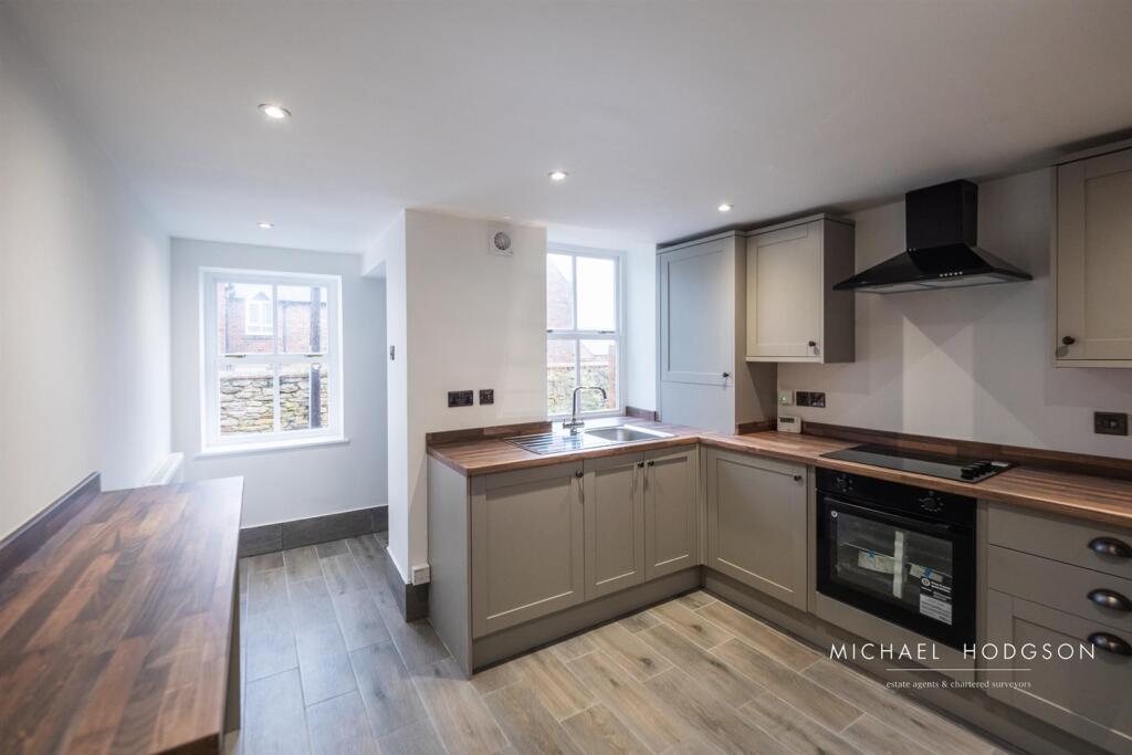Kitchen / Breakfast Room