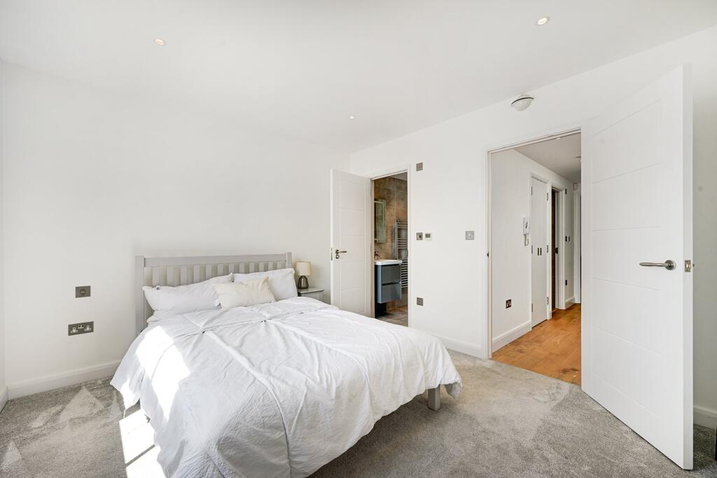 30 Redfield Lane (15