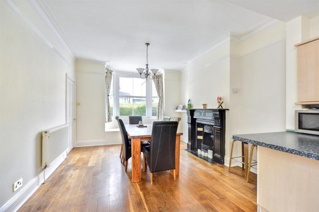Dining Room_2.jpeg