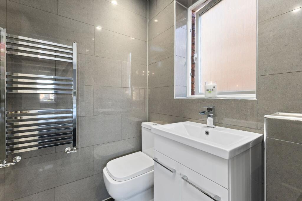 Bedroom One En Suite