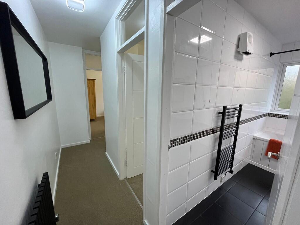 IMG-20250106-WA00...