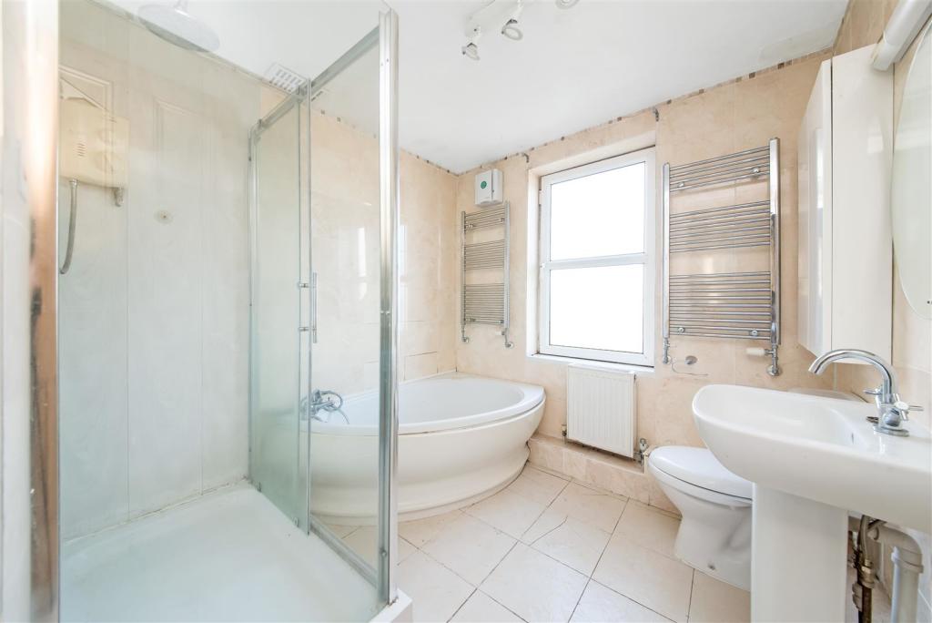 HOUSE BATHROOM