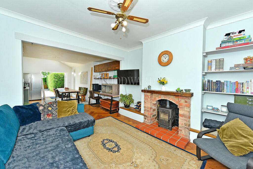 Open Plan Living/...