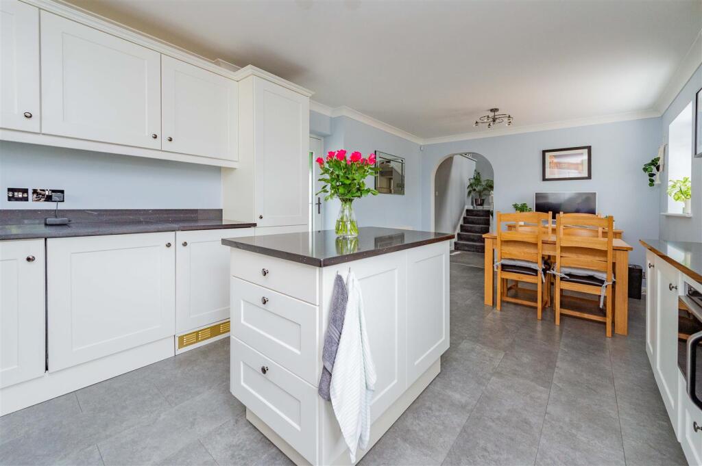 8 Perkins Beach Dingle (OPFPD) (36 of 64).jpg