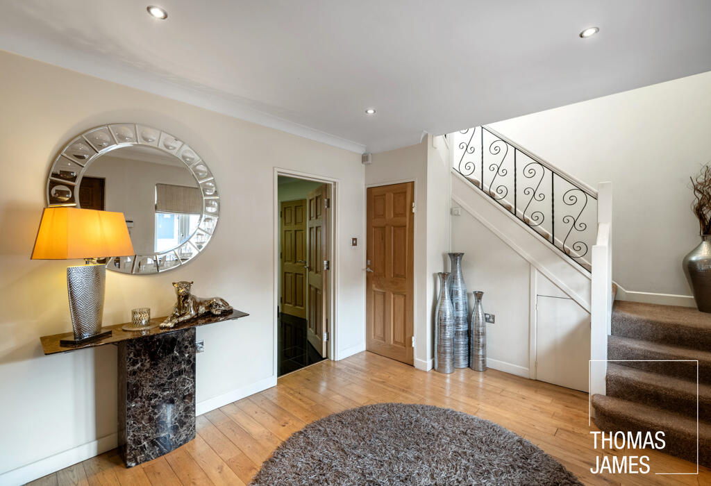 1 Athole Gardens, entrance hall