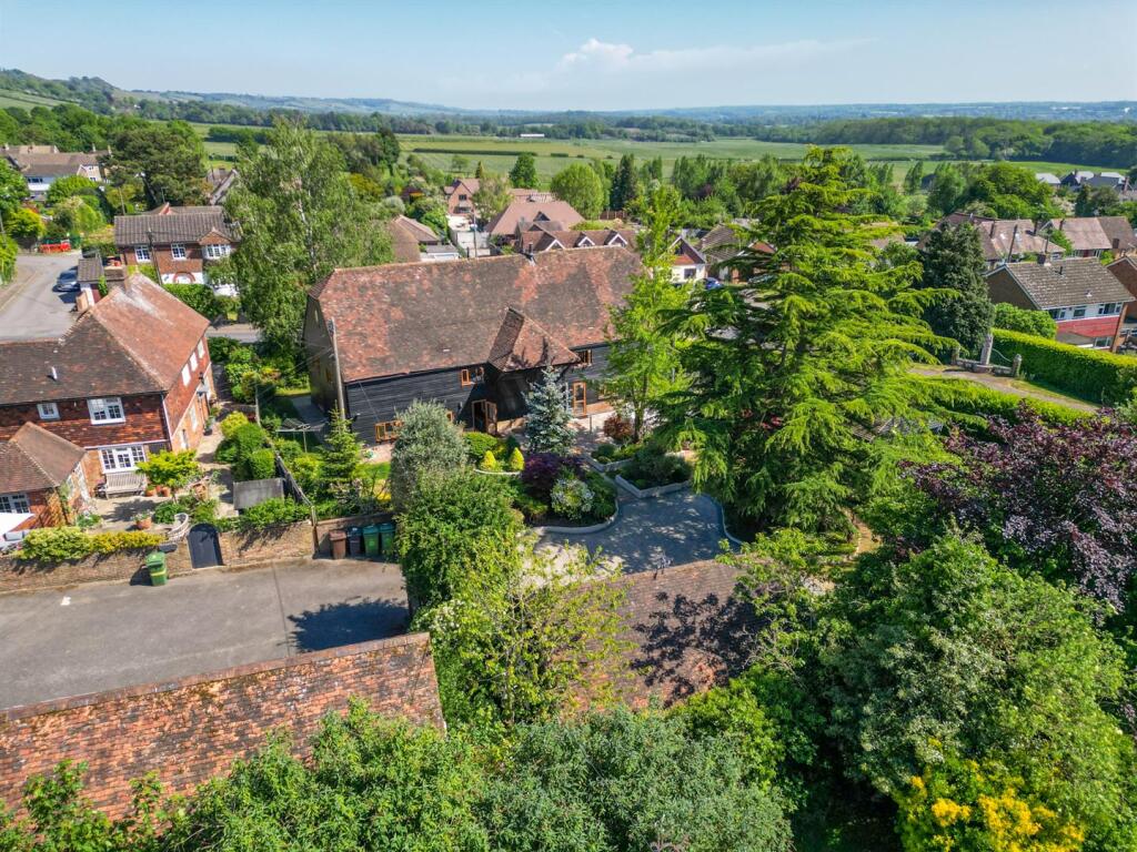 Tithe Barn Detling5.jpg