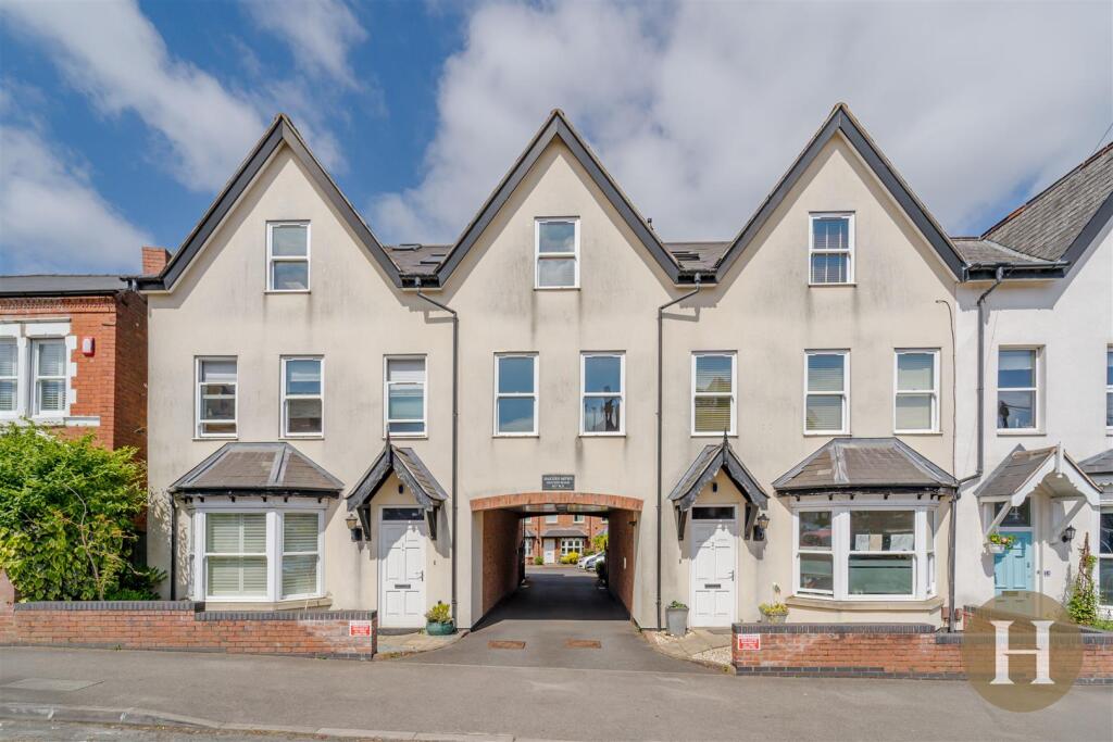 Hadleigh Estate Agents-6.jpg