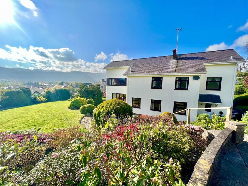 PHOTO-2024-04-19-19-38-59 (14).jpg