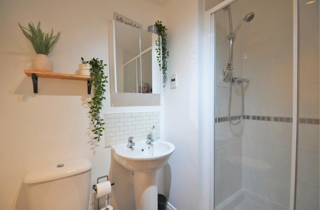 Ensuite Shower Room