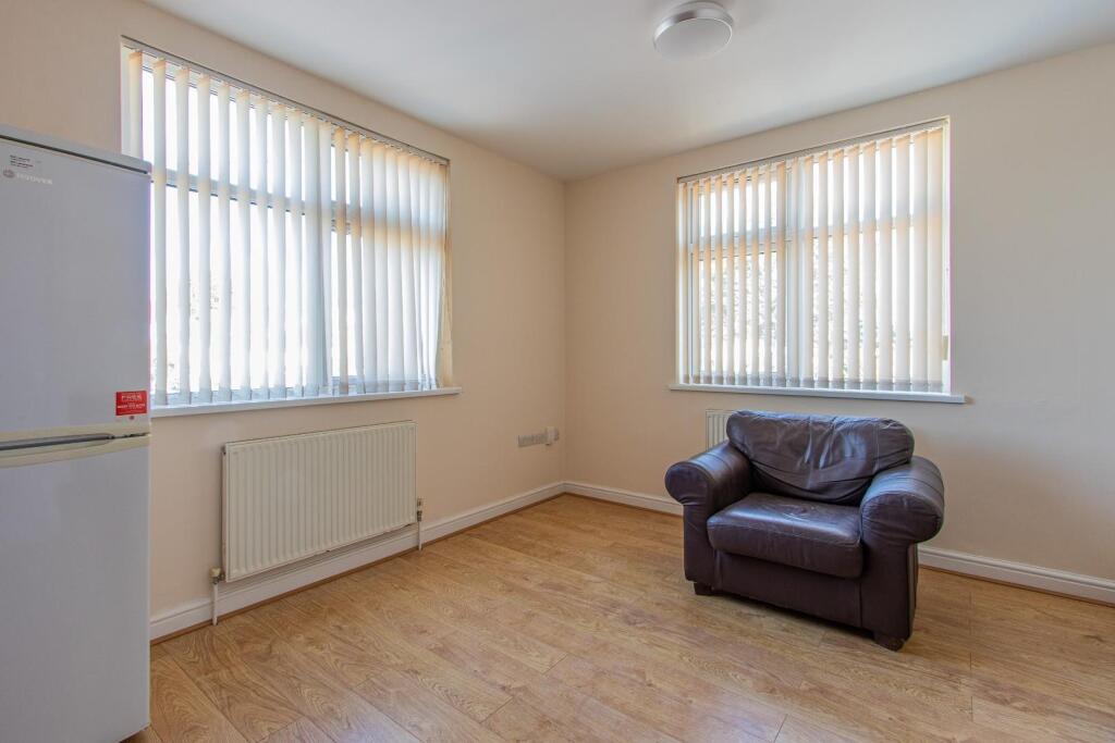 Newport Road 177b, 3-1.jpg