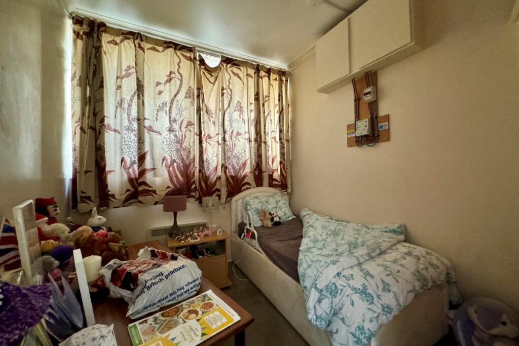Flat 5