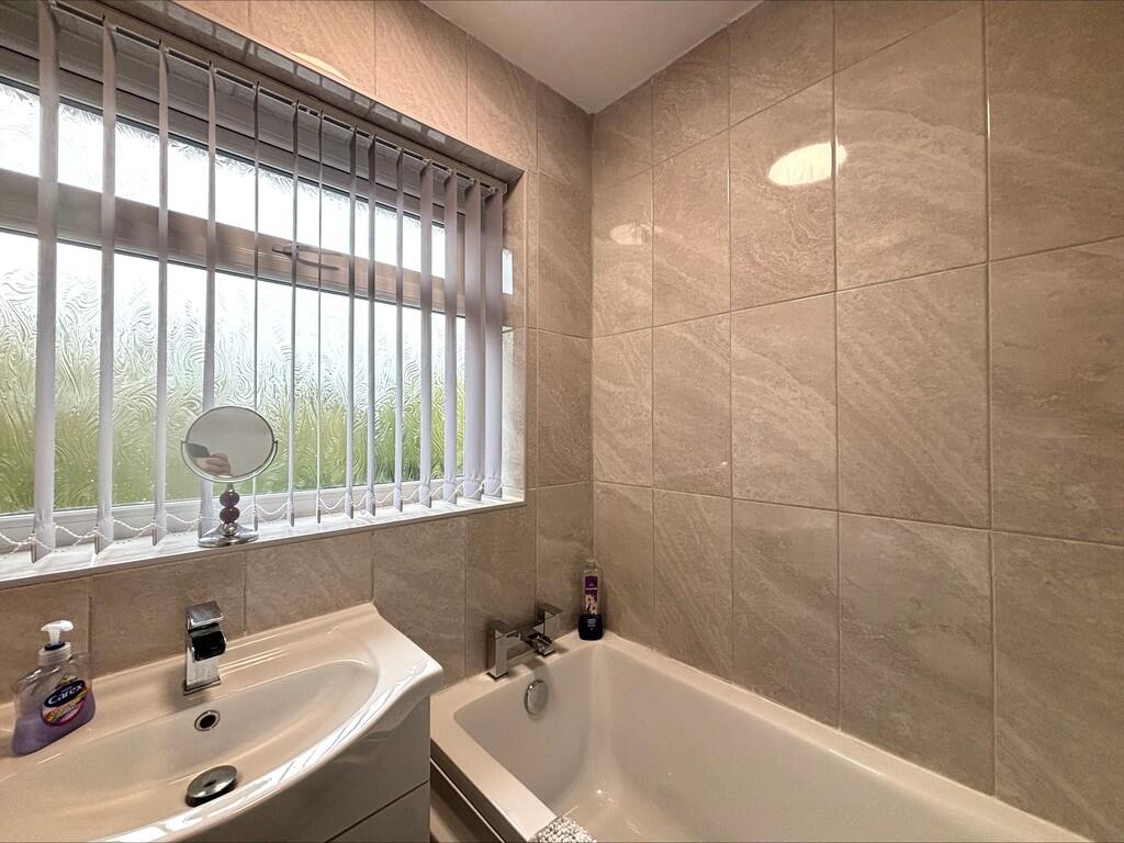 processed-9FCEE2B...