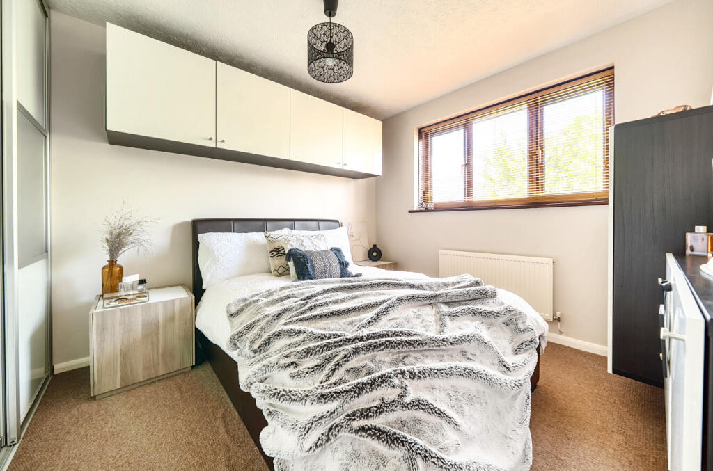 1331206-2-688a0c7...