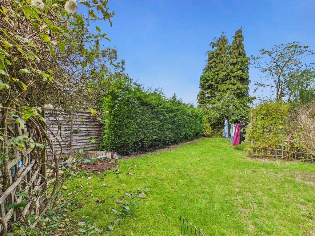 CAM03830G0-PR0217...