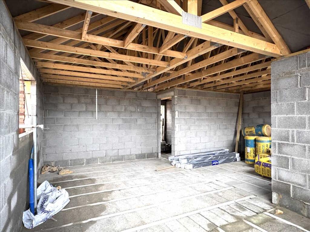 OPEN PLAN DINING