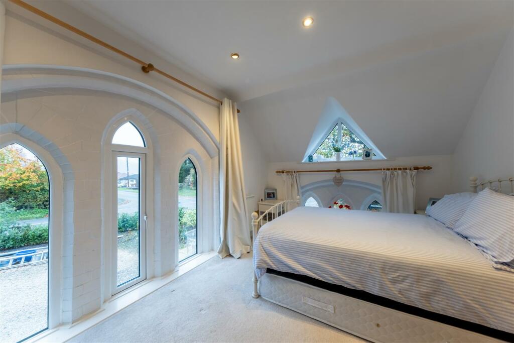 Church House-032.jpg