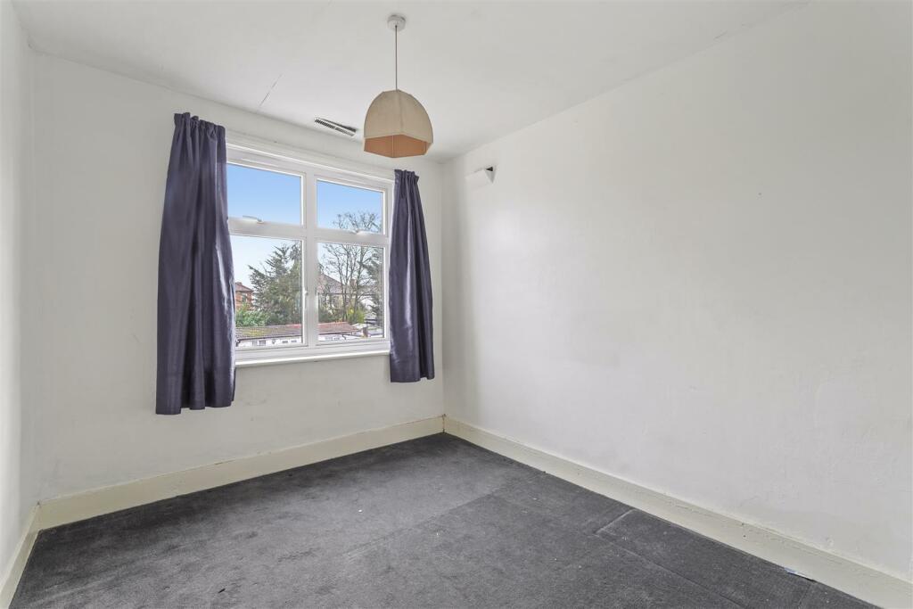 216 Watford Road - BqQVpttypekpKIBJuxJi.jpg