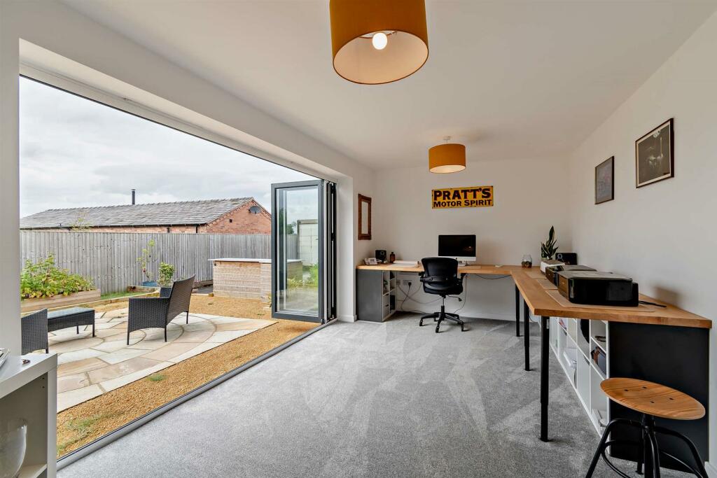 8616914-interior11-800.jpg