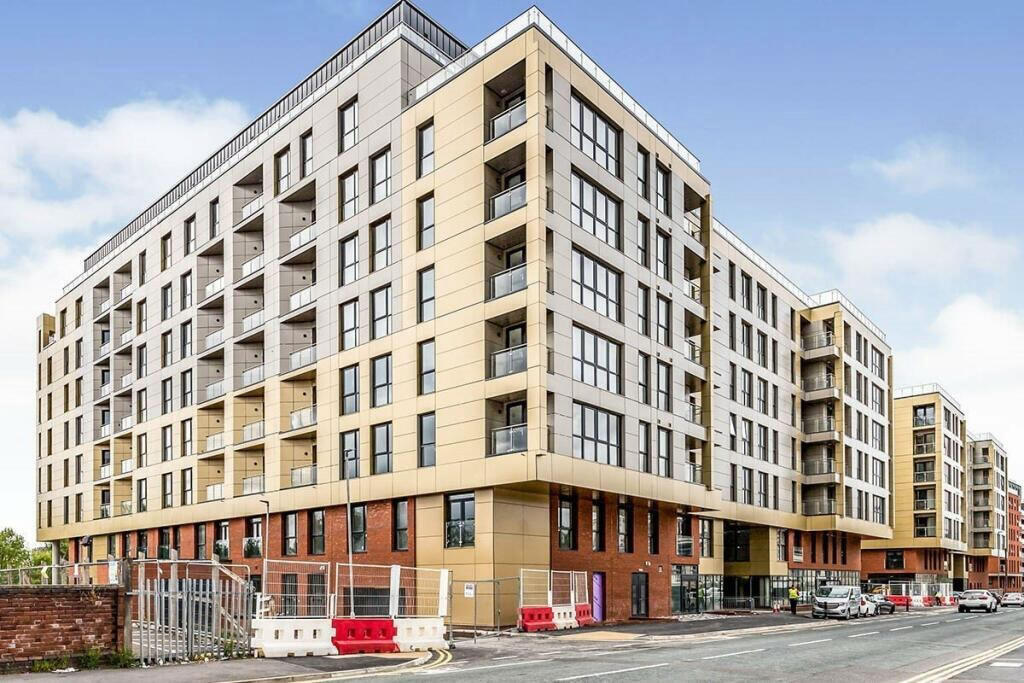 adlphiwrhf938374WhatsApp Image 2025-03-18 at 13...