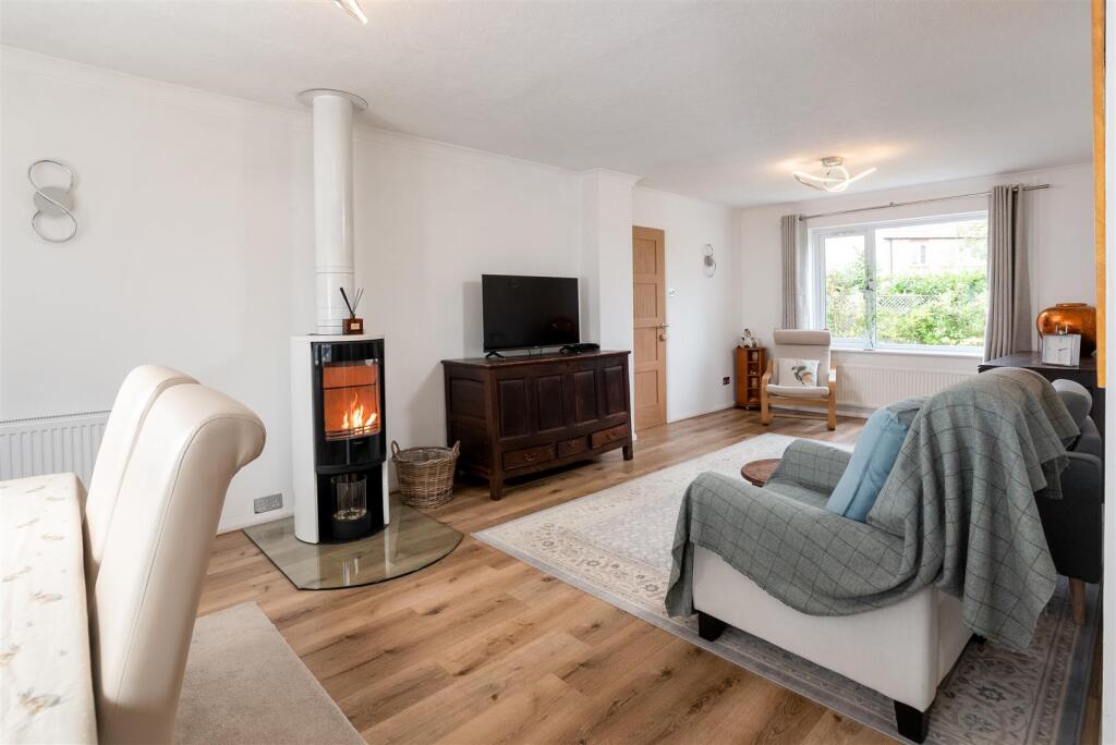 15 Arbour Close 1775-5.jpg