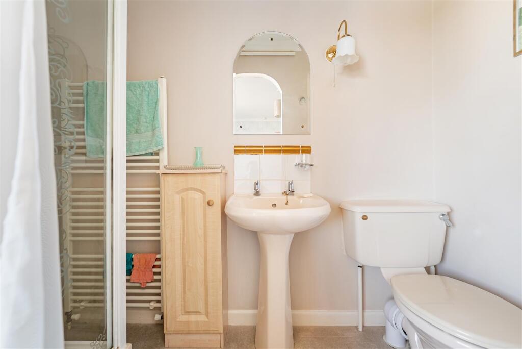 En Suite Shower