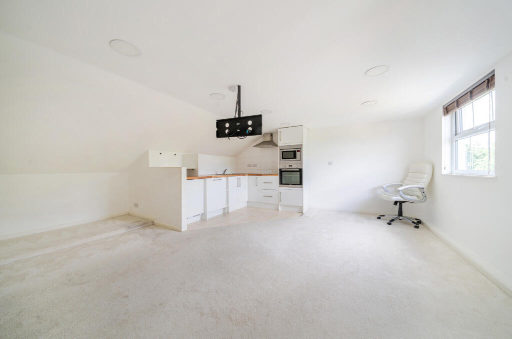 1296444-21-682b46...